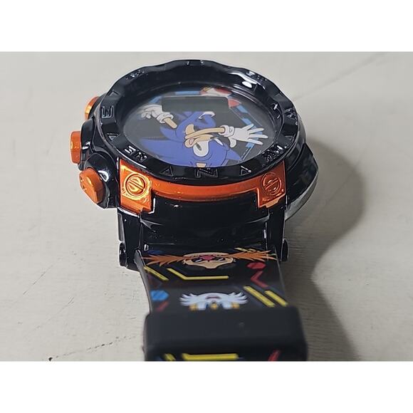 SEGA Sonic The Hedgehog Watch Orange Digital Accutime Working SNC400057MWM RARER - Picture 7 of 16